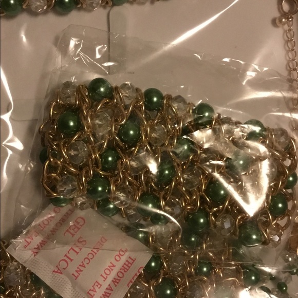 Skyline Necklace and Bracelet Set - Picture 5 of 10